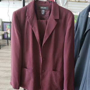 New York & Company Burgundy Pantsuit